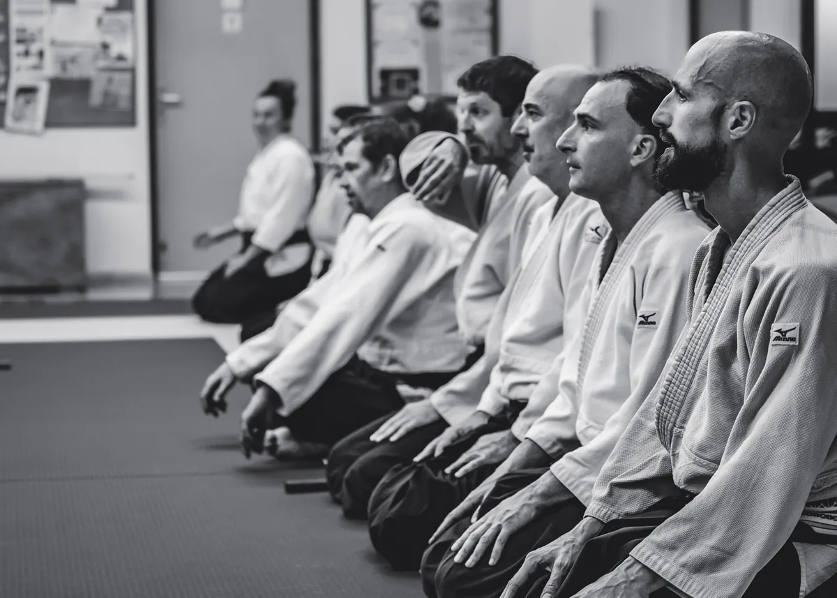 Seiza — moment de recentrage en début de cours d'aïkido